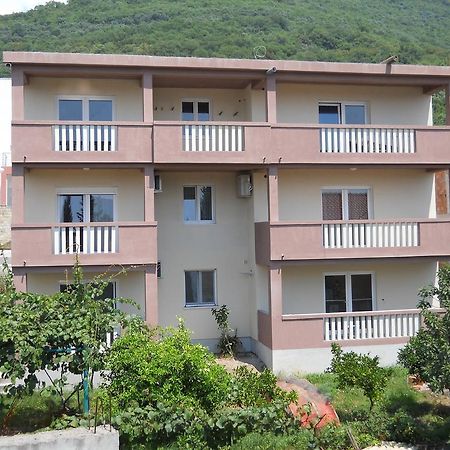 Apartments Mira Tivat Zewnętrze zdjęcie