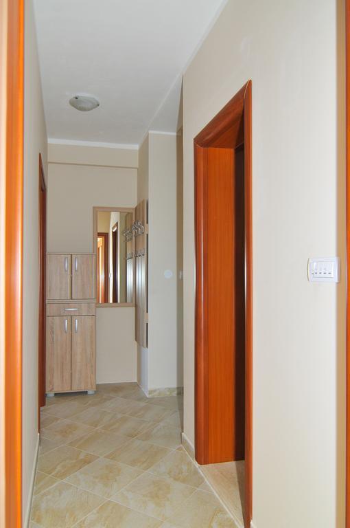 Apartments Mira Tivat Zewnętrze zdjęcie