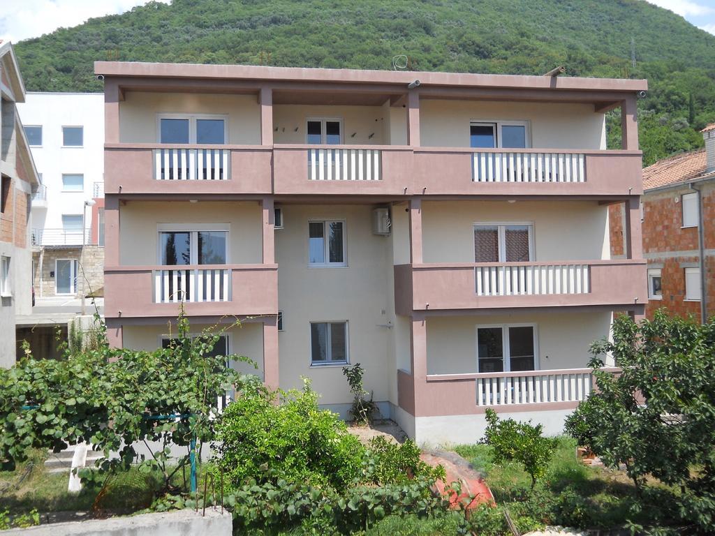 Apartments Mira Tivat Zewnętrze zdjęcie