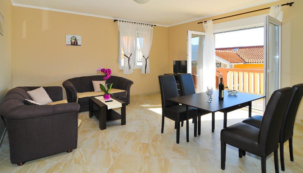 Apartments Mira Tivat Zewnętrze zdjęcie