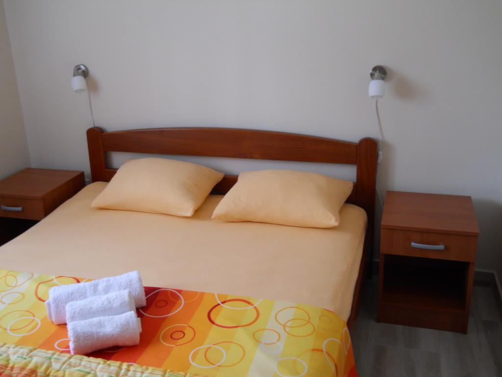 Apartments Mira Tivat Zewnętrze zdjęcie