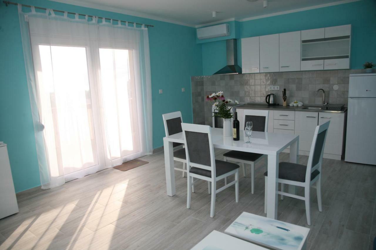 Apartments Mira Tivat Zewnętrze zdjęcie