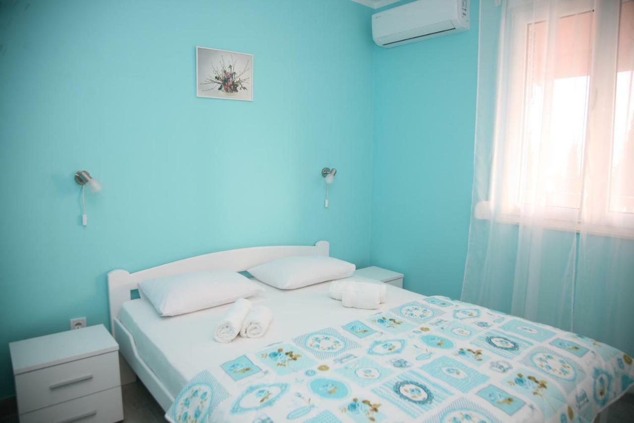 Apartments Mira Tivat Zewnętrze zdjęcie
